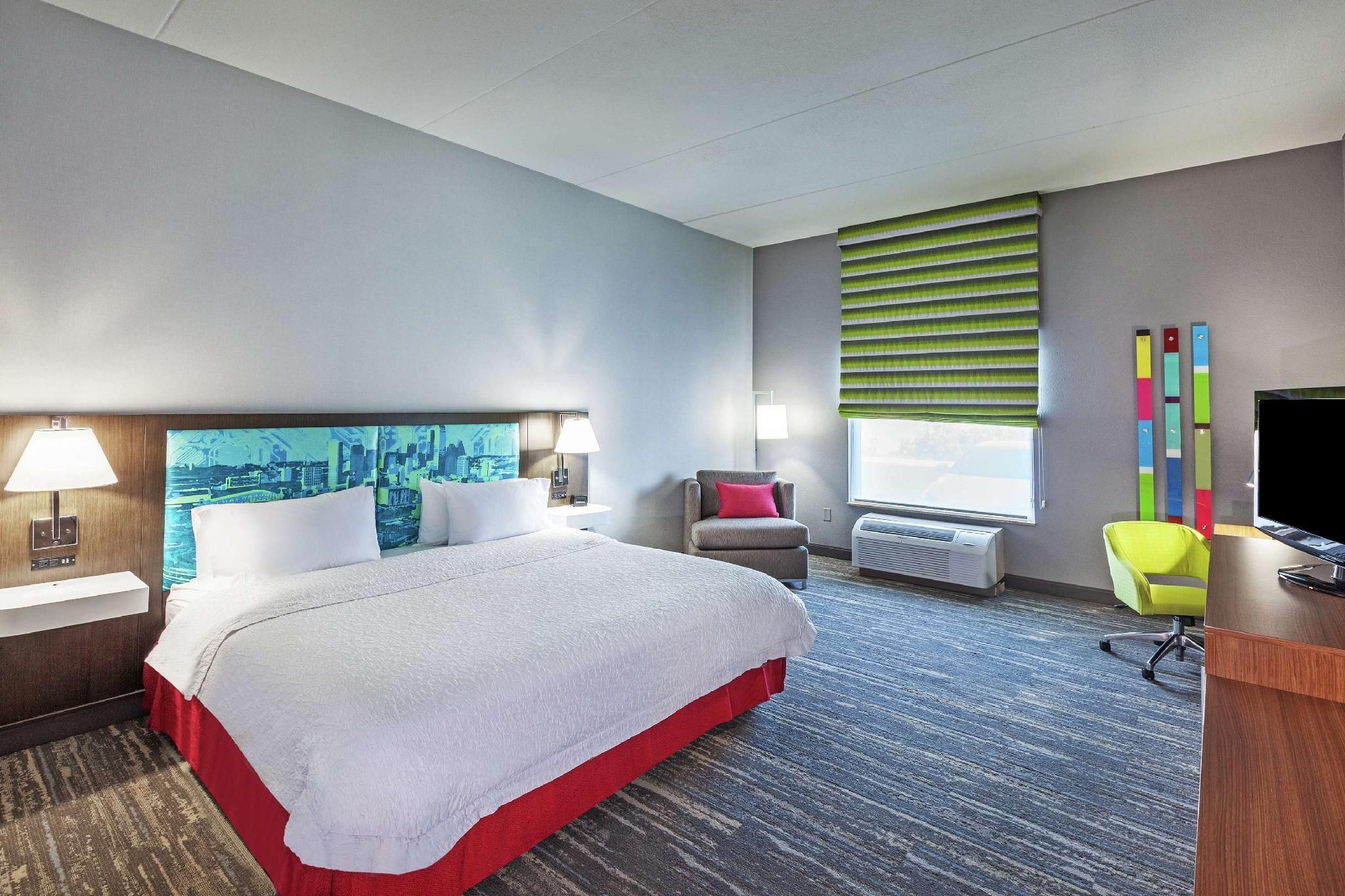 undefined Hampton Inn & Suites Houston-Bush Intercontinental Aprt 5