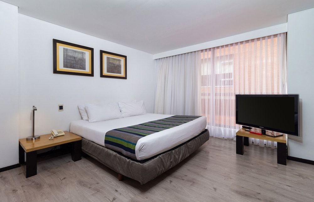 undefined Hotel Madisson Inn Luxury By Geh Suites 2