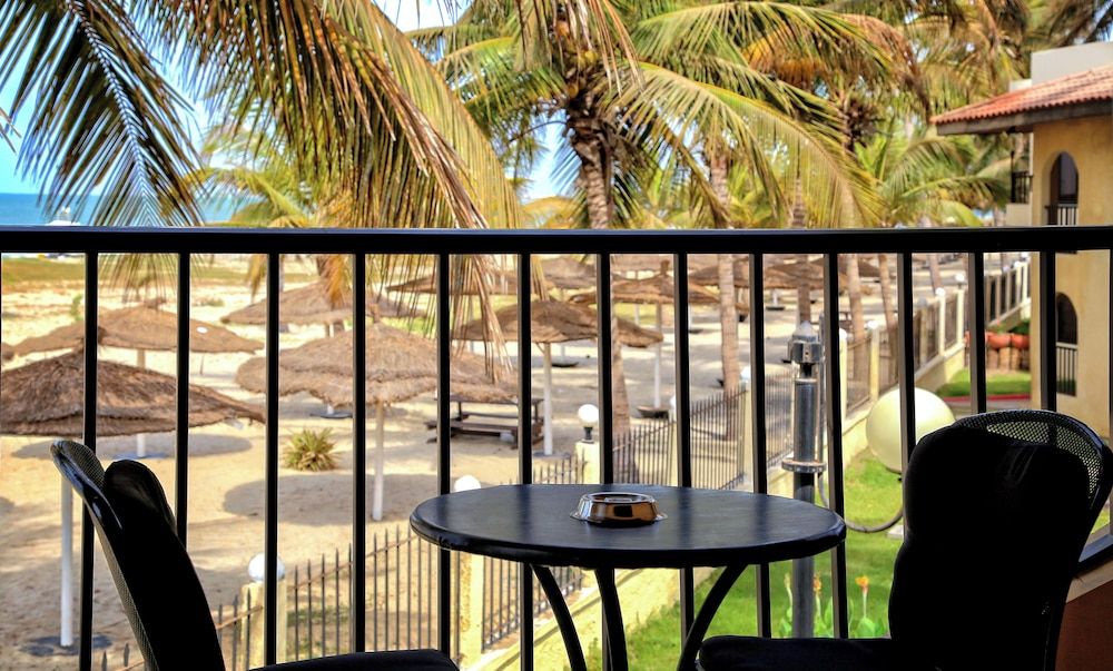 Ocean Bay Hotel & Resort Deluxe Room, Sea View 2