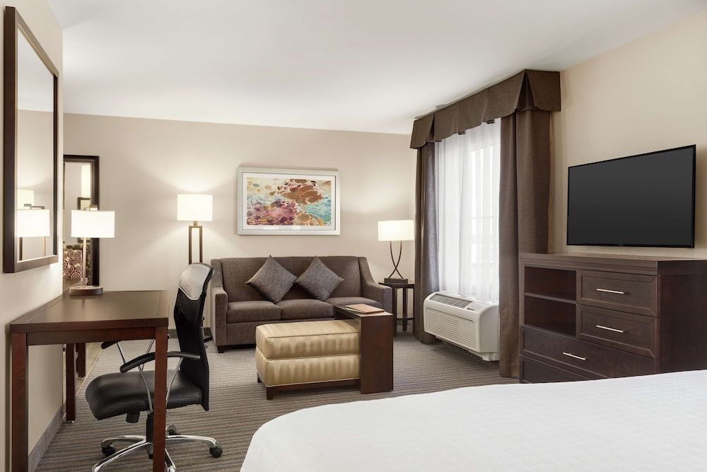 Studio Suite, 1 King Bed, Non Smoking