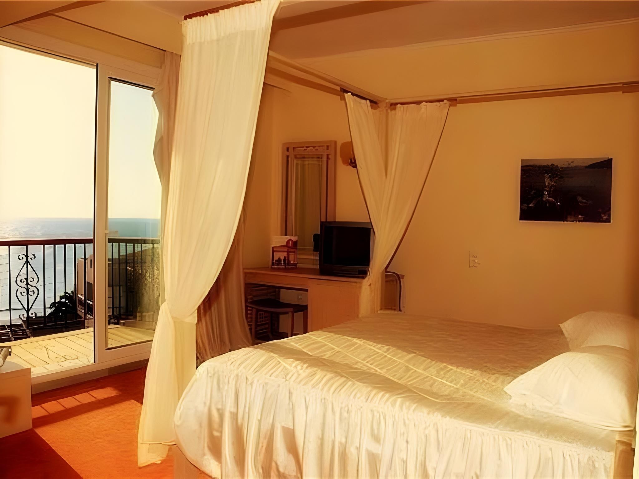 Family Room with Sea View