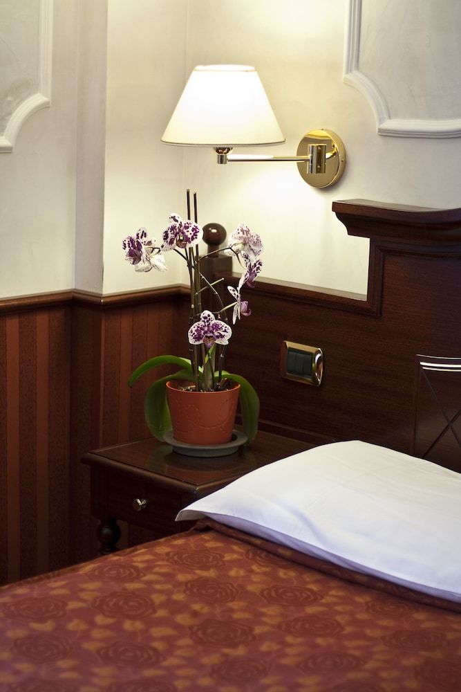 undefined Hotel Best Roma 8