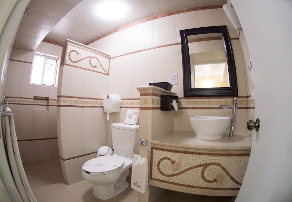 Hotel Villa Las Margaritas Sucursal Caxa Standard Single Room, 1 Queen Bed 4