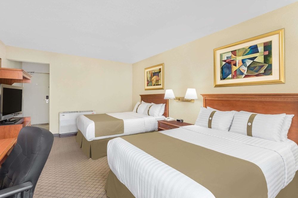 Room, 2 Double Beds, Non Smoking (Spacious)