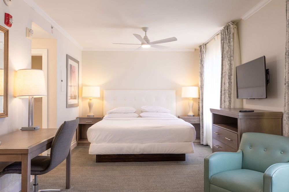 1 KING 1 BEDROOM ACCESSIBLE TUB SUITE RENOVATED WITH SLEEPER SOFA