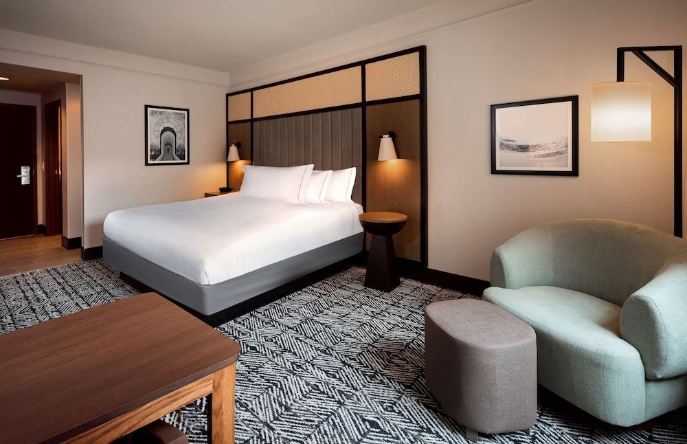 1 King Bed Hearing Accessible with Balcony