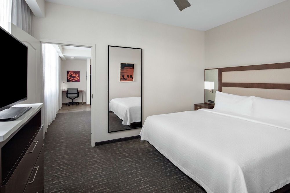 King Suite with Sofabed