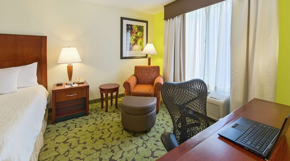 1 King Bed, Accessible, Non Smoking