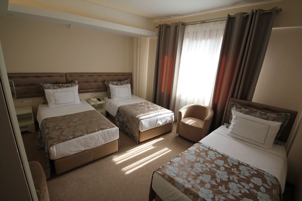 undefined Hotel Grand Washington 4