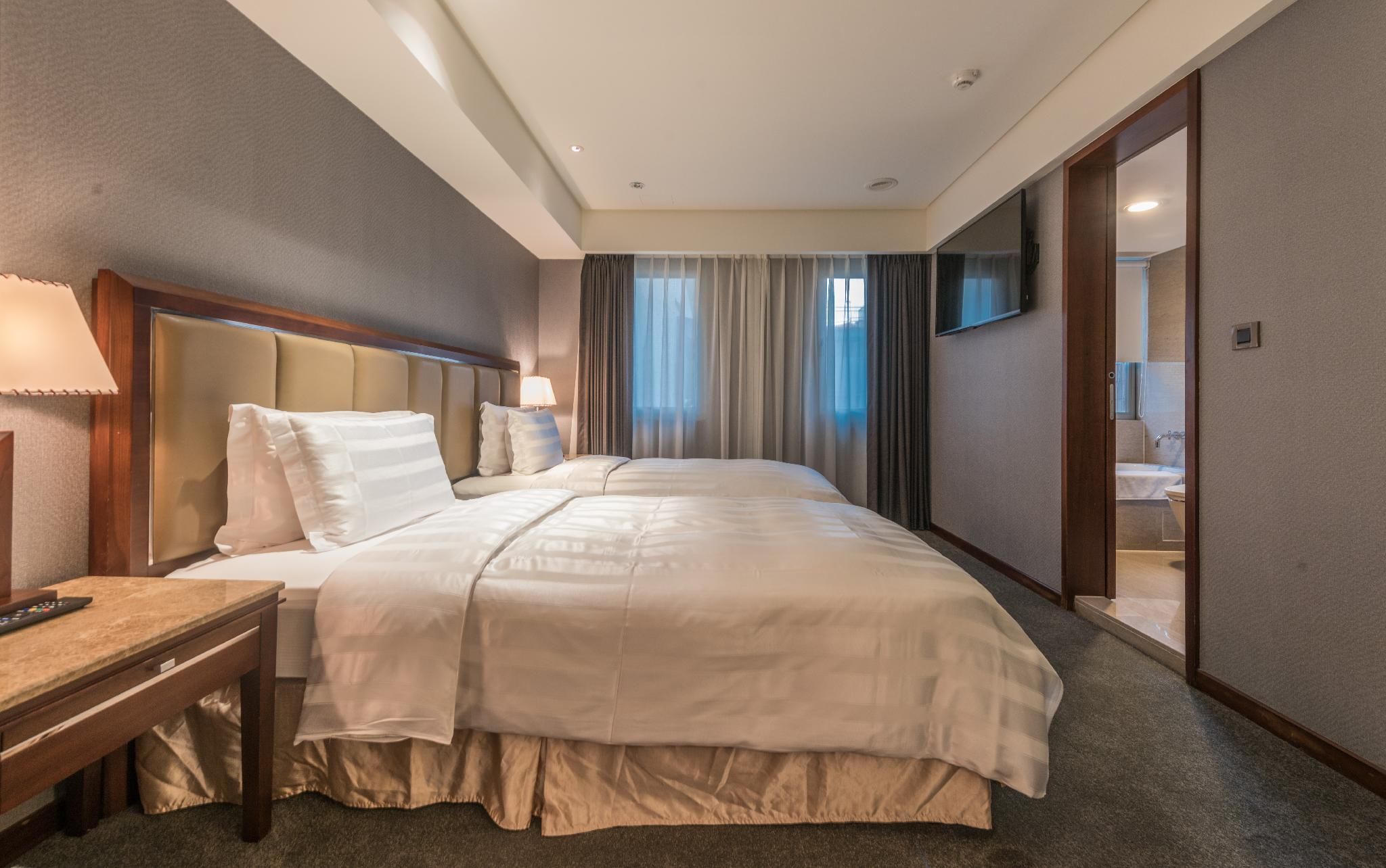 undefined Royal Biz Taipei 2