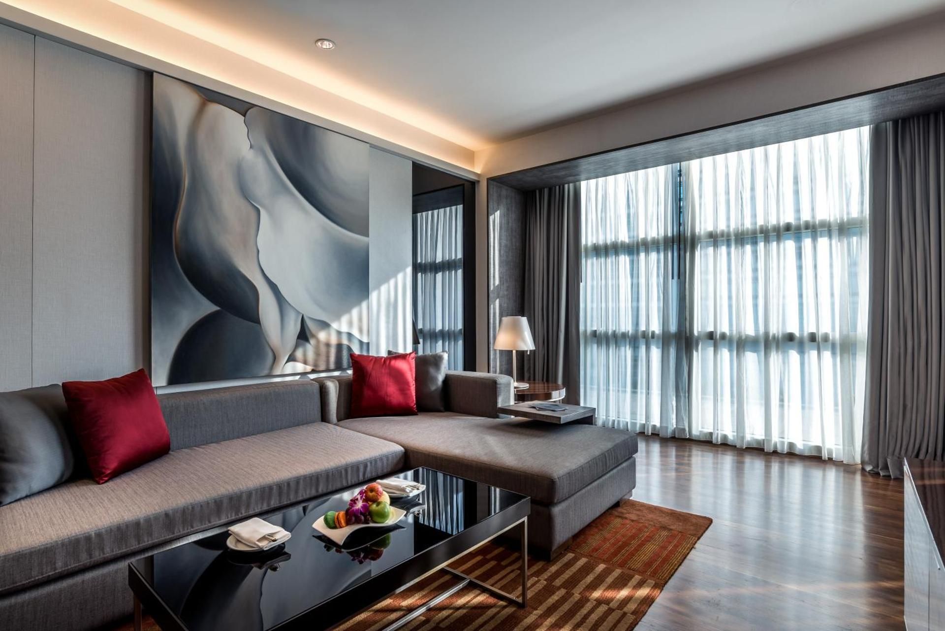 Executive Suite With 1 King Bed