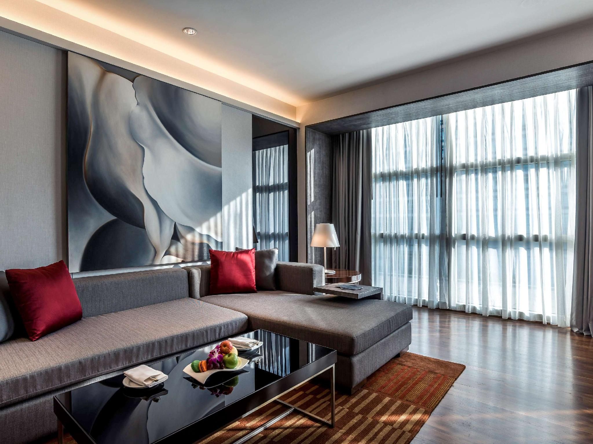 Executive Suite With 1 King Bed