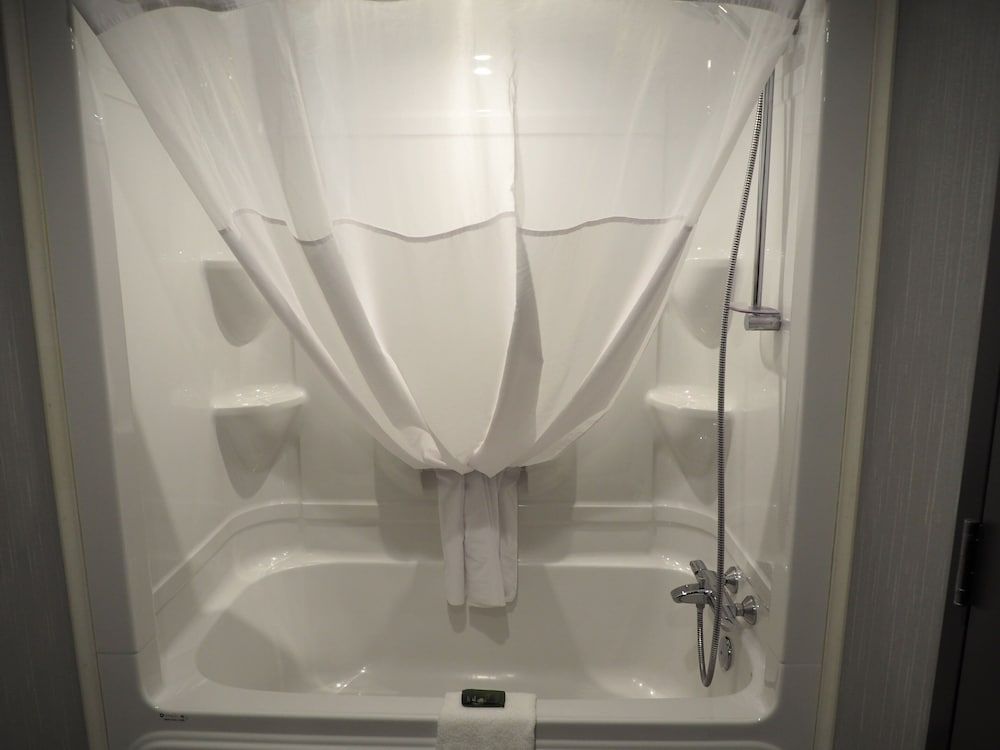 Hotel & Suites Le Dauphin Quebec Room (Distinction) 11