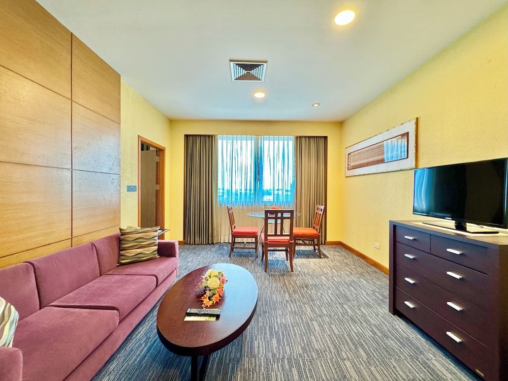 undefined Phuket Merlin Hotel 8