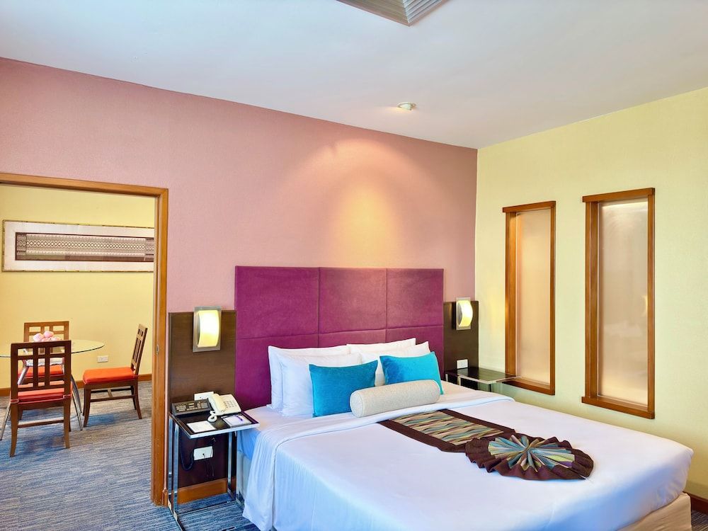 undefined Phuket Merlin Hotel 5