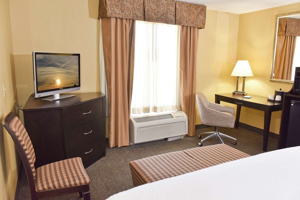 One king bed non smoking