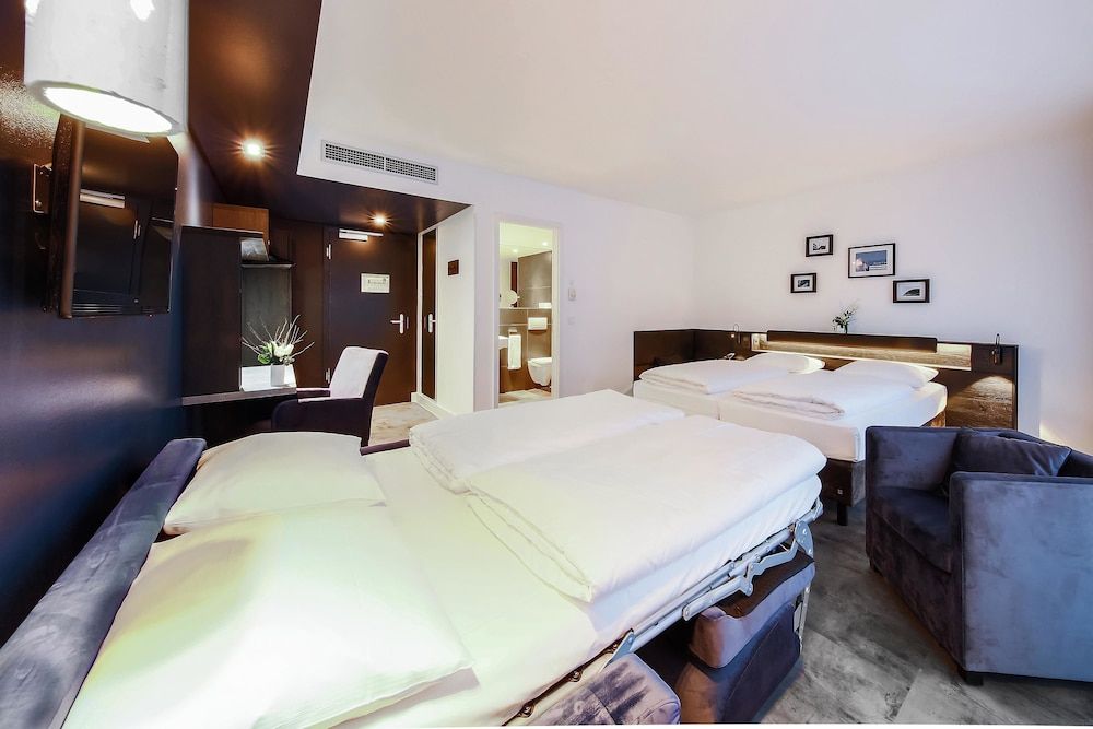 undefined Hotel LINDEMANN'S Berlin 4