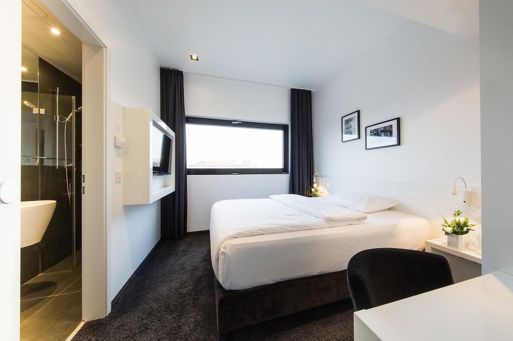 undefined Hotel LINDEMANN'S Berlin 2