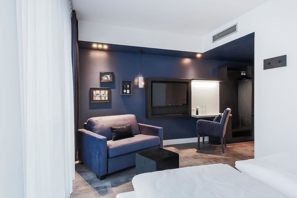 undefined Hotel LINDEMANN'S Berlin 5