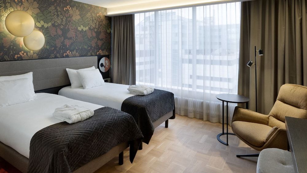 Superior Twin Room, City View