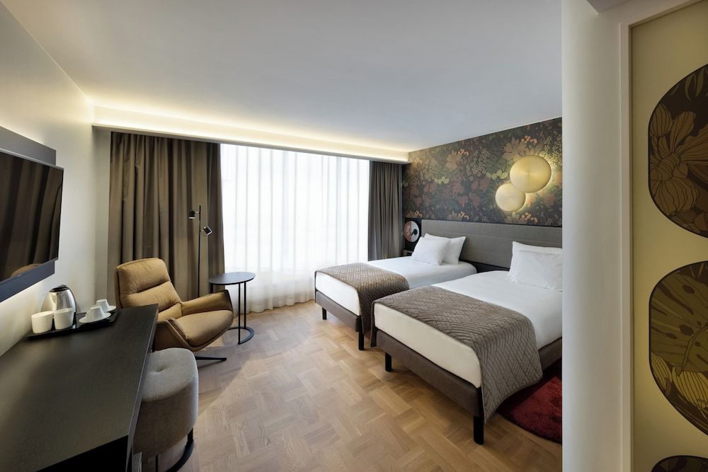 Standard Twin Room