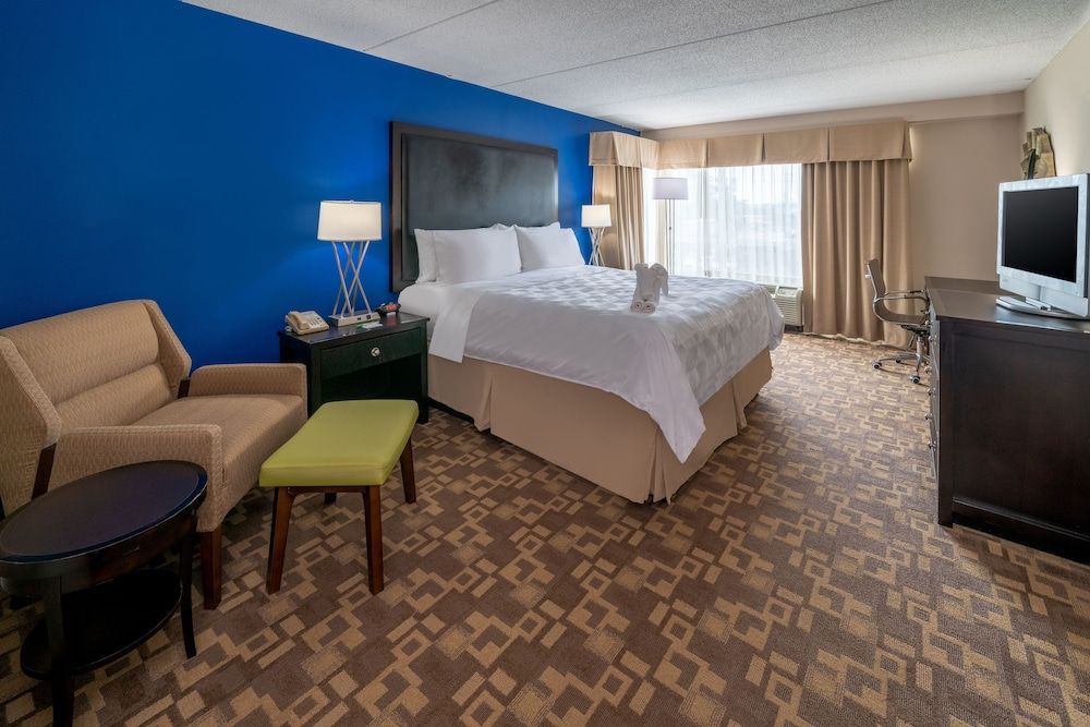 Standard Room, 1 King Bed