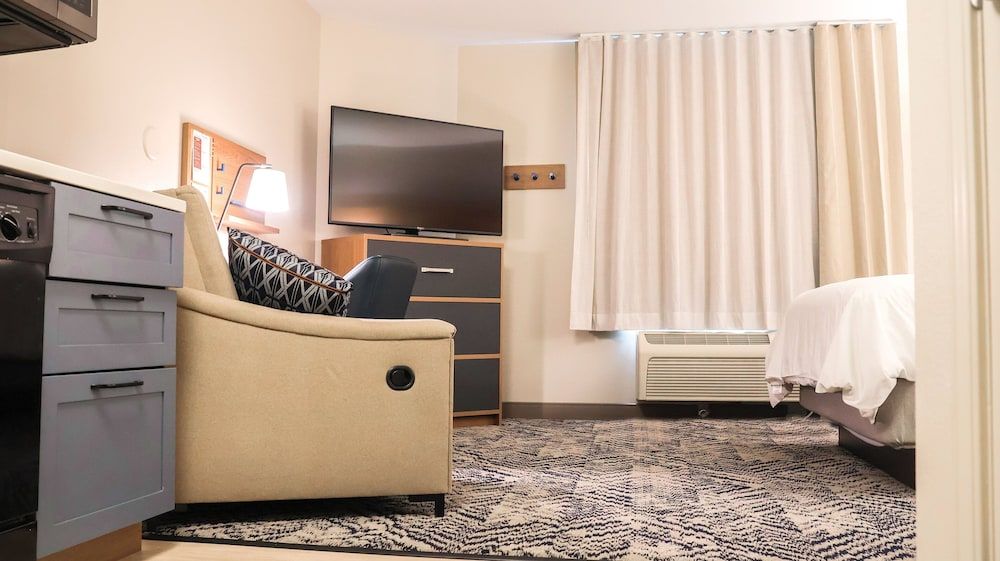 Studio Suite, 1 Queen Bed, Accessible