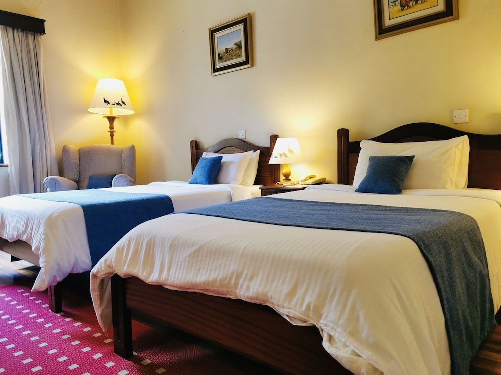 La Mada Hotel Deluxe Room 3