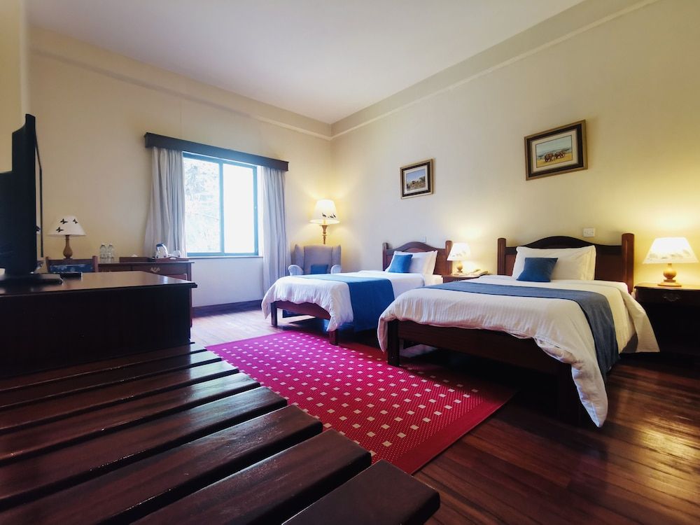 La Mada Hotel Deluxe Room 2