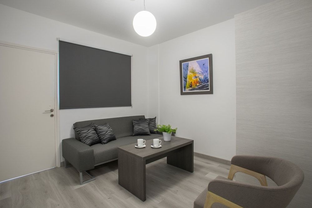 Blazer Residence Superior Apartment, 1 Bedroom, Balcony, City View 9