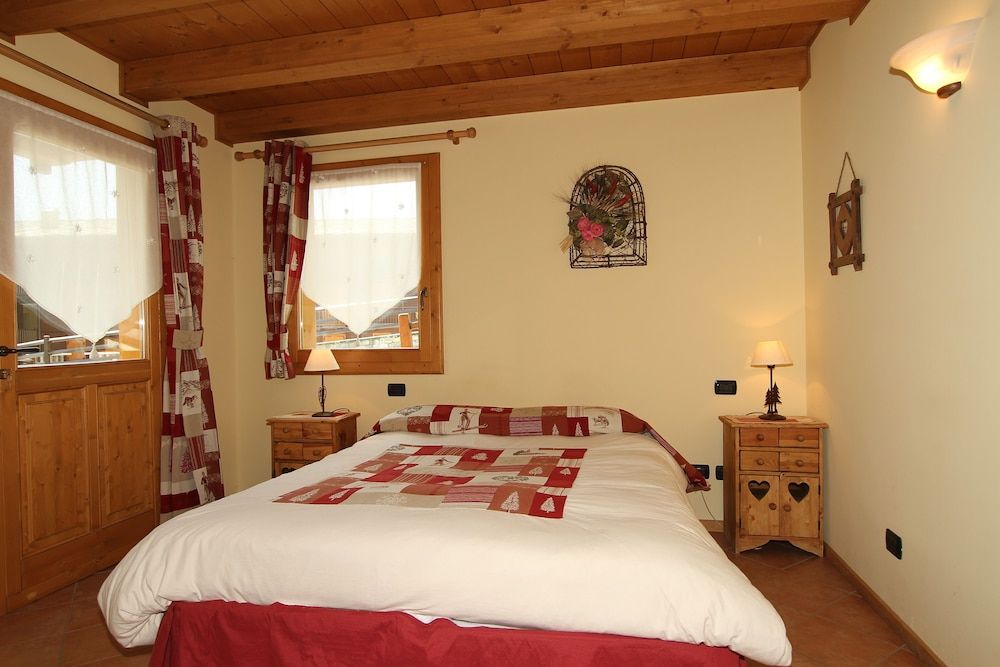 Hotel L'Espoir Double Room Single Use 5