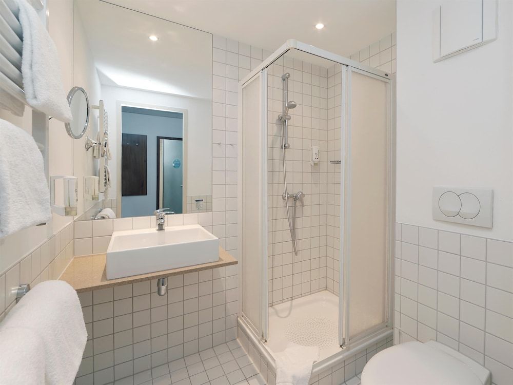 B&B Hotel Berlin City-Ost Twin Room 2