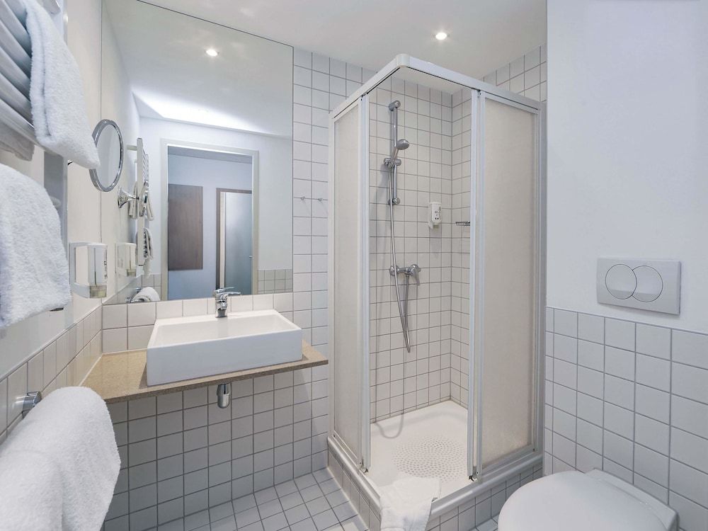undefined B&B Hotel Berlin City-Ost 8