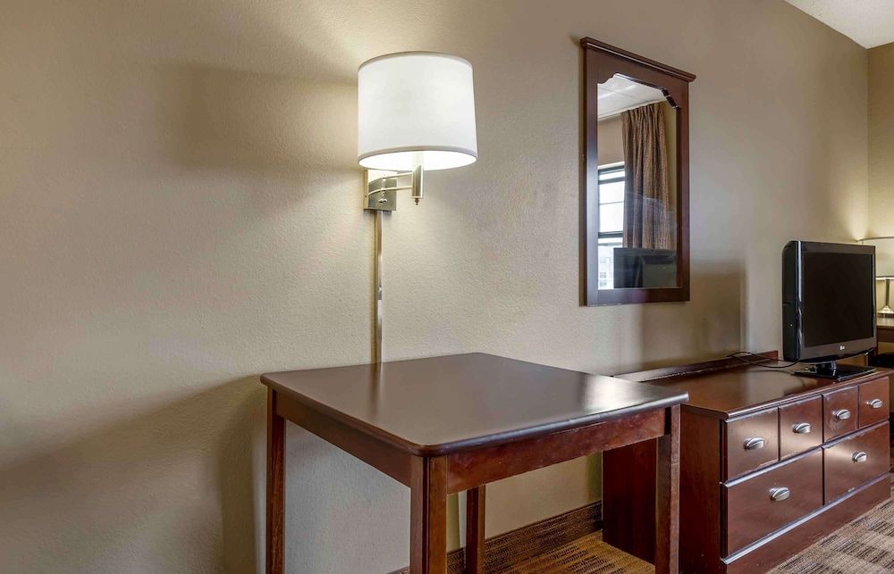 Extended Stay America Suites Chicago Midway Studio, 1 Queen Bed, Accessible, Non Smoking 5