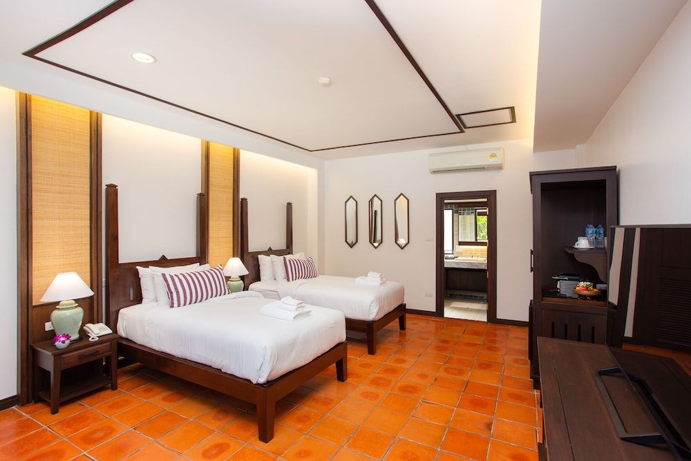 undefined Rimping Village Hotel 4