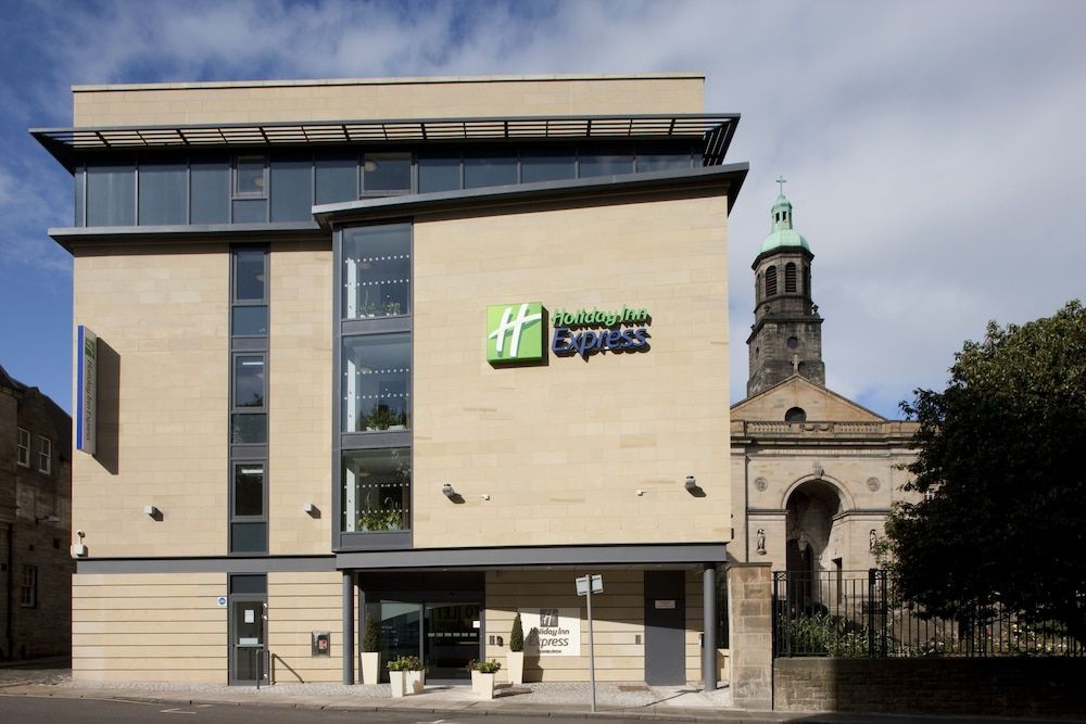 undefined Holiday Inn Express Edinburgh Royal Mile by IHG 2