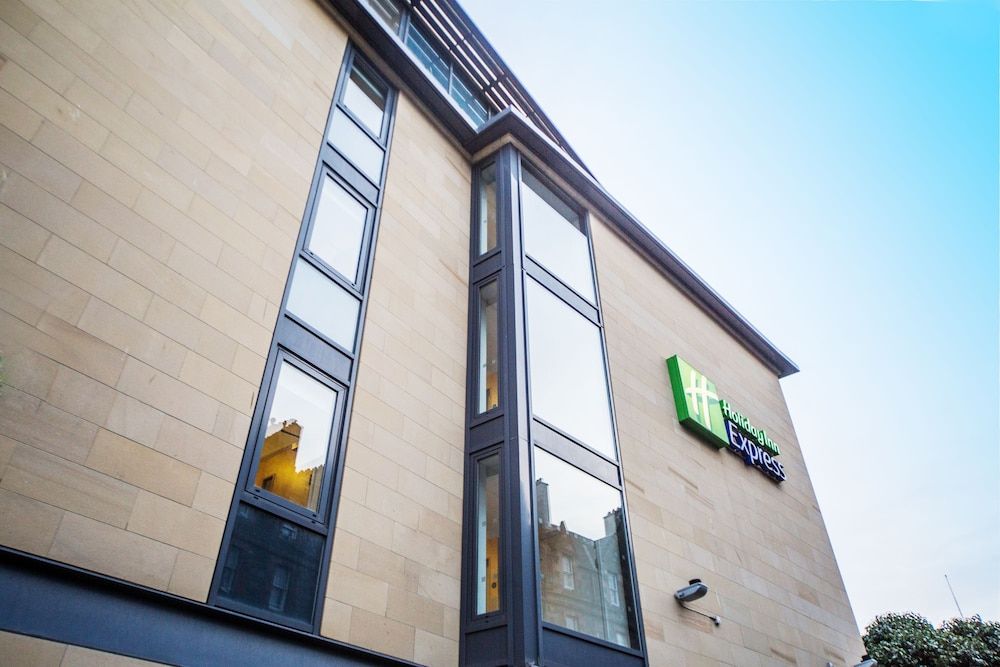 undefined Holiday Inn Express Edinburgh Royal Mile by IHG 8