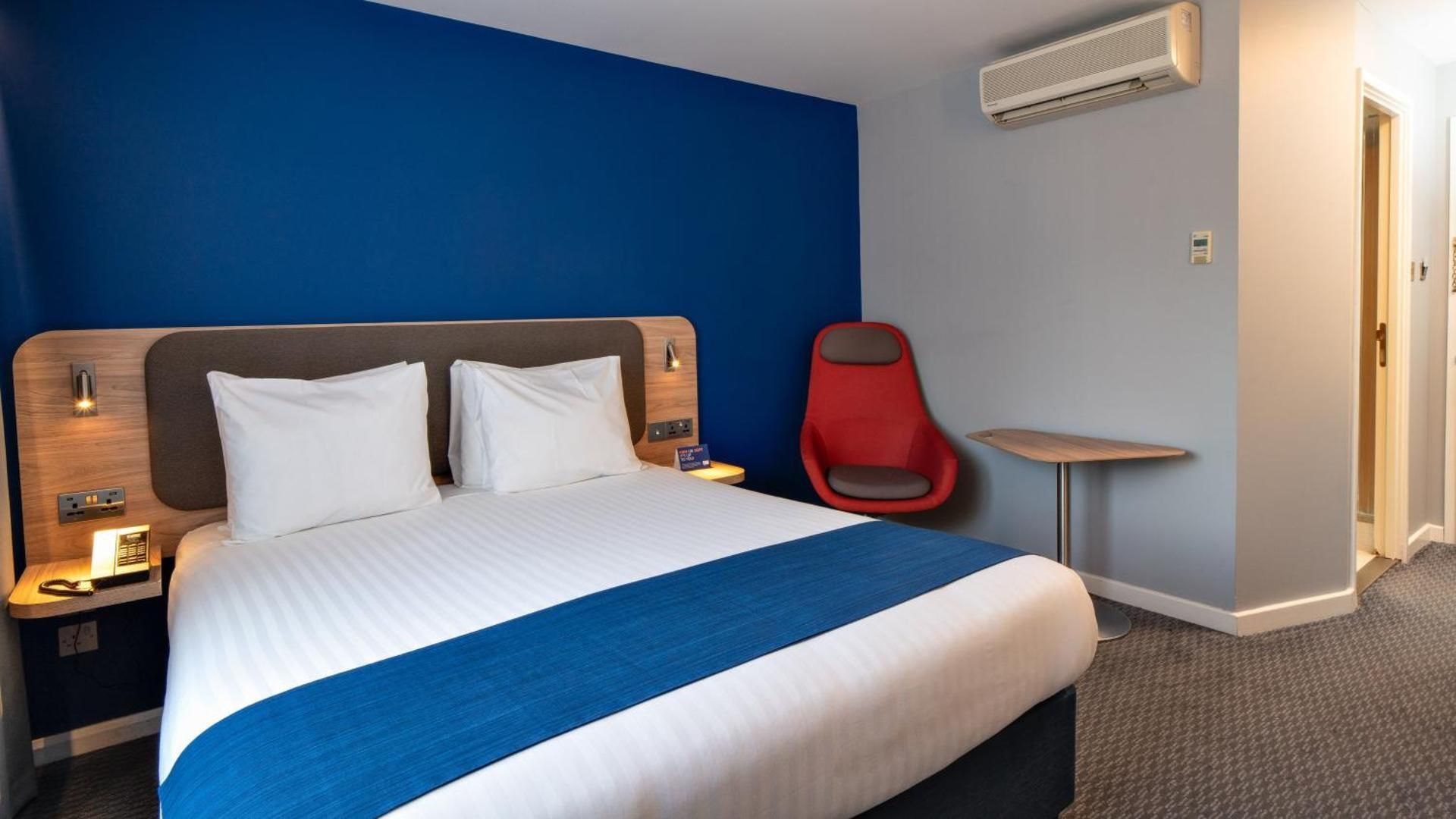 Standard Room with Free Hot Breakfast
