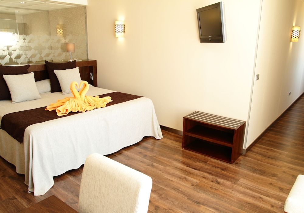undefined Hotel Don Paco 8