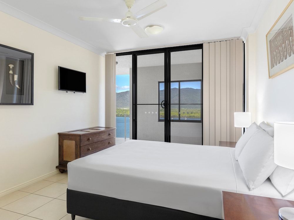 undefined Piermonde Apartments - Cairns 9