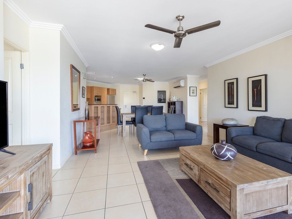 Piermonde Apartments - Cairns