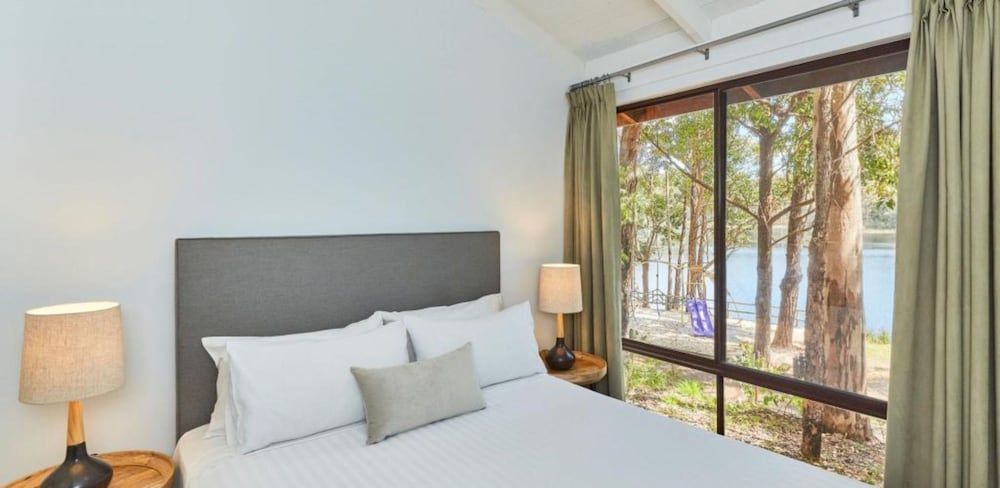 RAC Karri Valley Resort Three Bedrooms Chalet - Lake View 2