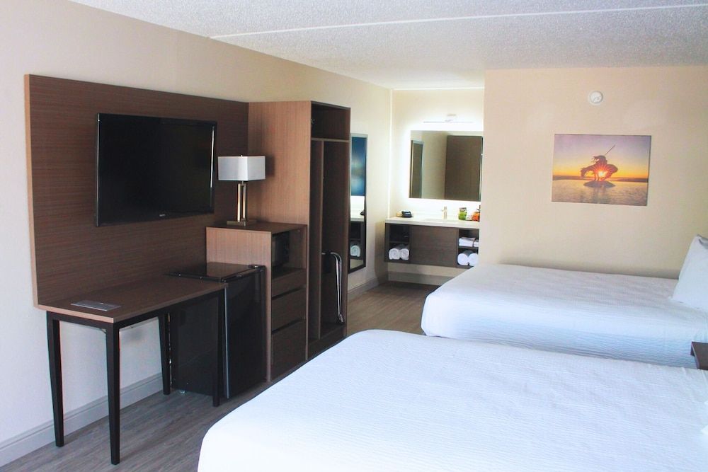 Room, 2 Queen Beds, Non Smoking