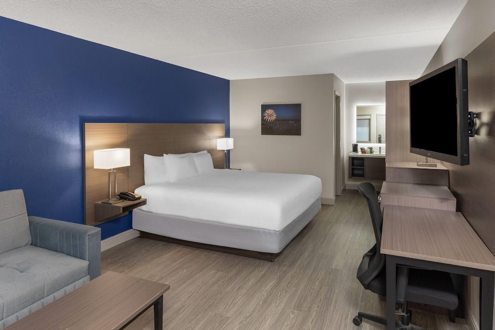 Deluxe Room, 1 King Bed, Non Smoking