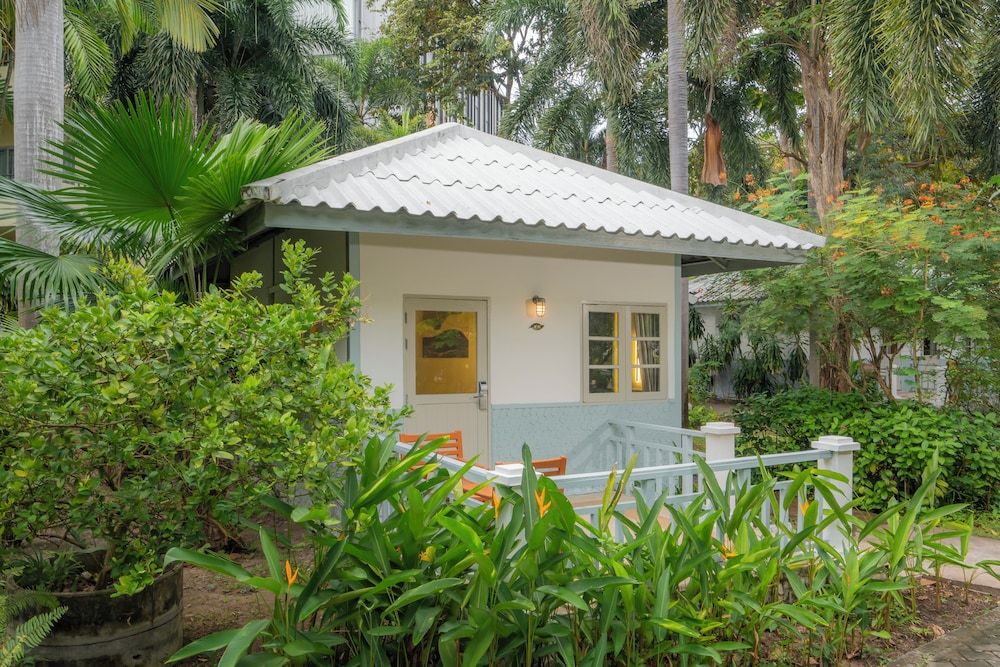 undefined Green Park Resort 2