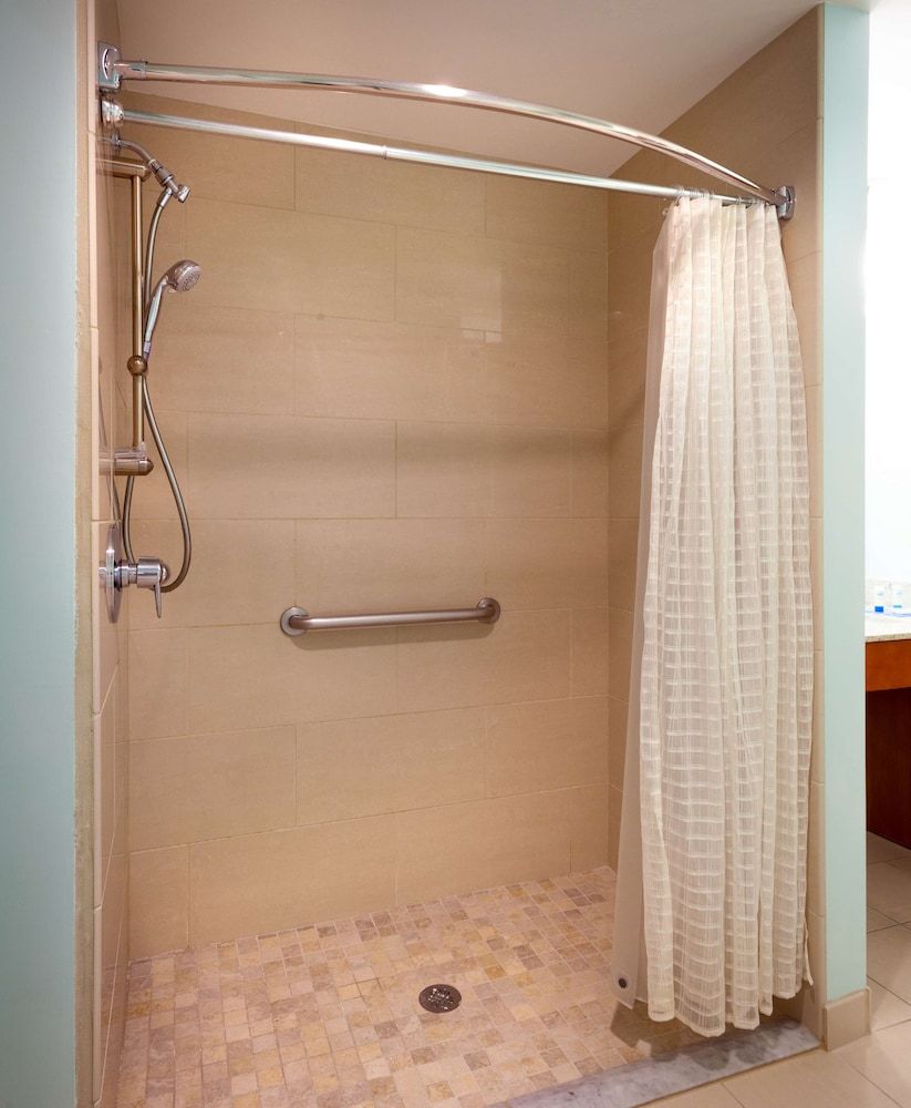 Room, 1 King Bed, Mobility Accessible