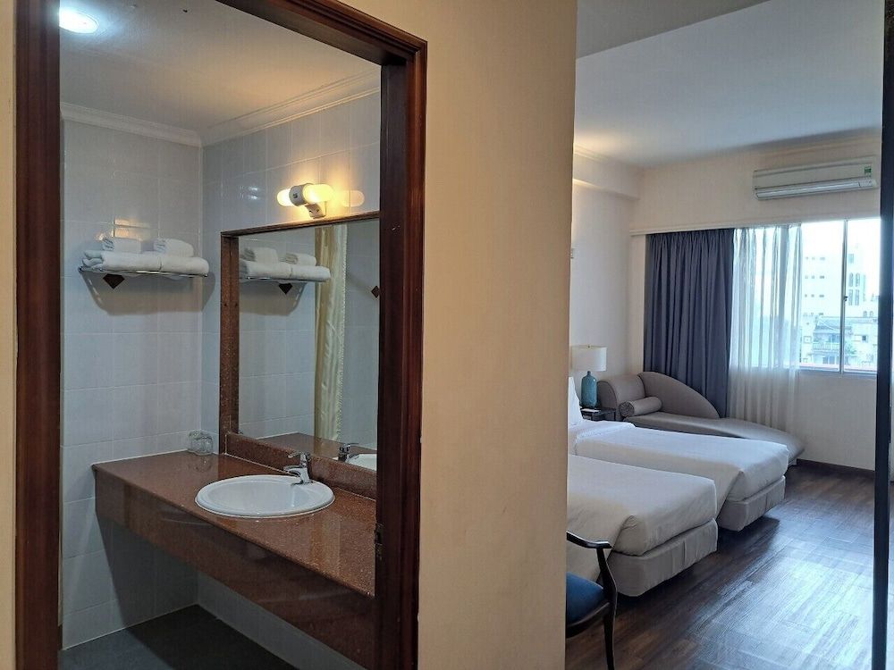 Signature Double or Twin Room, 1 Bedroom, Balcony, City View
