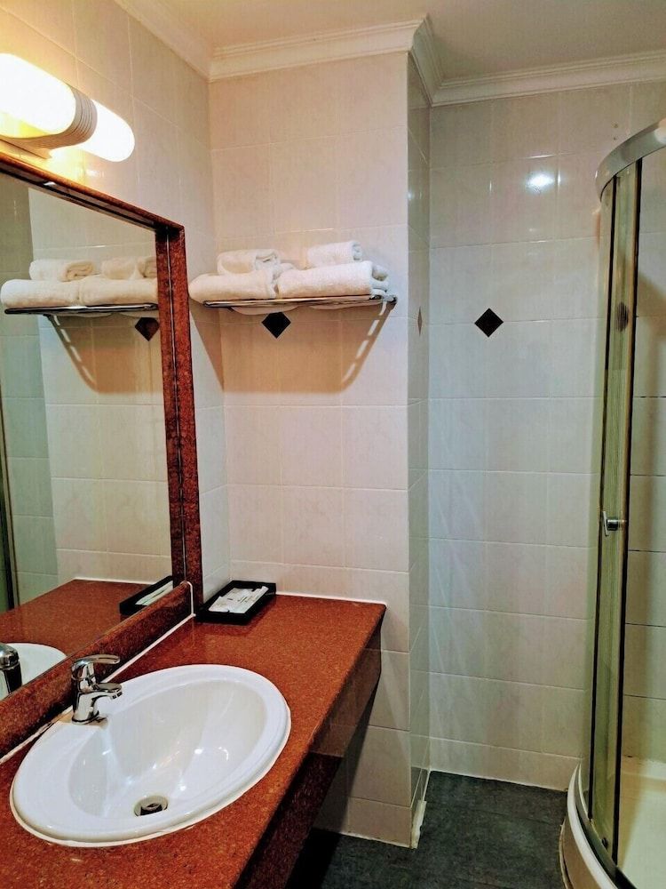 Deluxe Room, 1 Double or 2 Twin Beds, City View