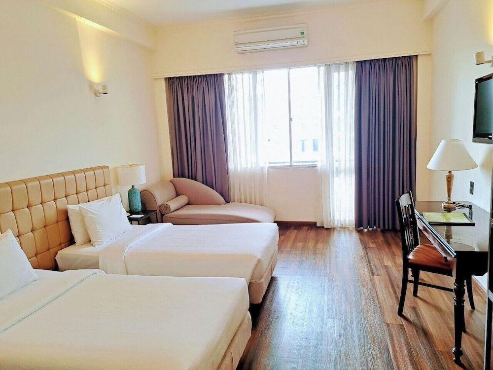 undefined Liberty 2 Hotel 2