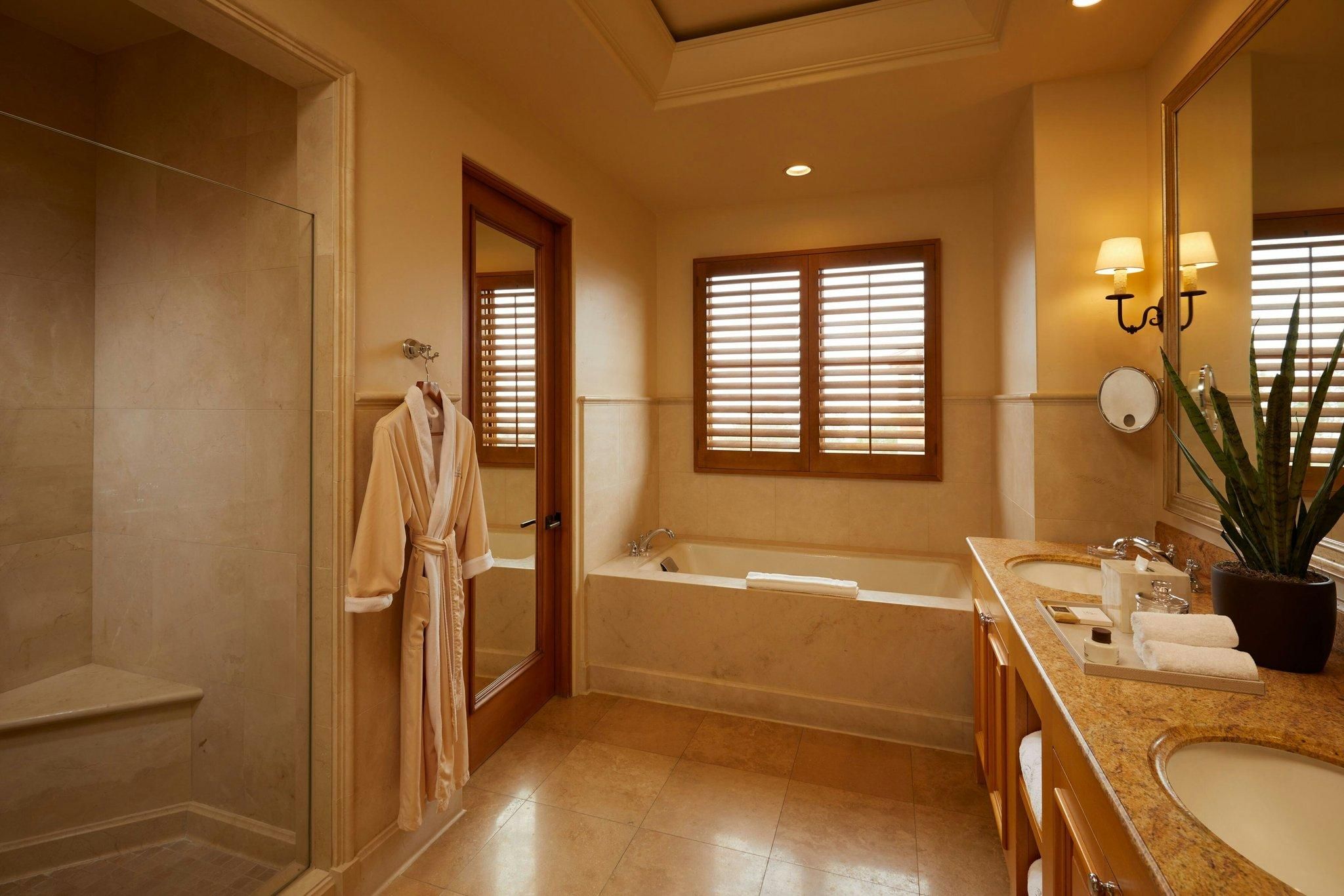 Breakfast Inclusive, 4 Bedroom Villa, Garden view